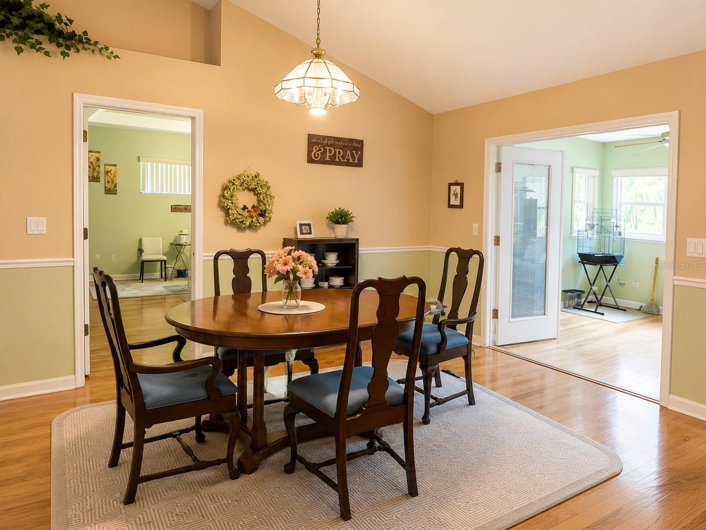 COUNTRY ACRES UNIT 04 - Residential