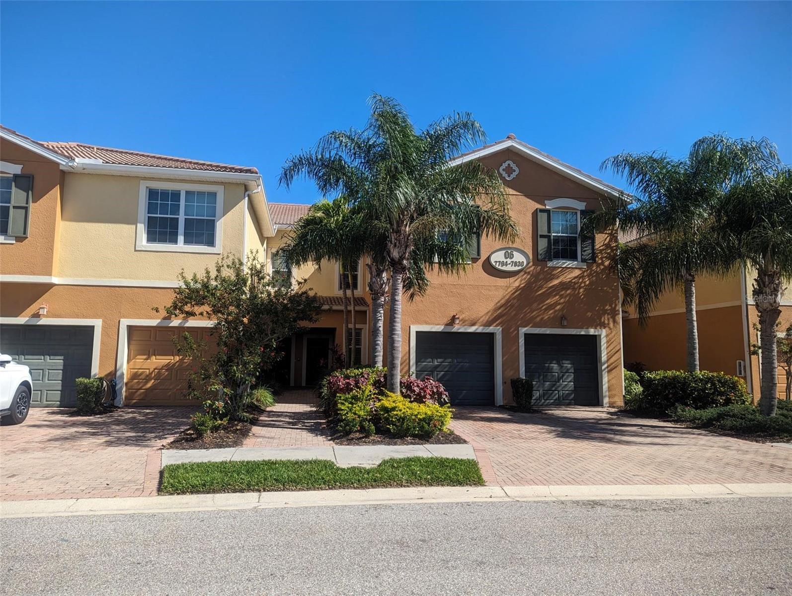Stunning gated community at Stonehaven! This spacious, unfurnished townhome—the largest model—features 3 bedrooms, 2.5 baths, and a den. The kitchen and bathrooms boast custom cabinetry and stone countertops, with the kitchen also offering a stylish backsplash and breakfast bar. High-volume ceilings with elegant crown molding add to the home's charm. Conveniently located just a short drive from the breathtaking Siesta Key Beach, the Legacy Bike Trail, shopping, dining, and I-75. No smoking or vaping permitted in the home.30 ASSOCIATION APPROVAL.