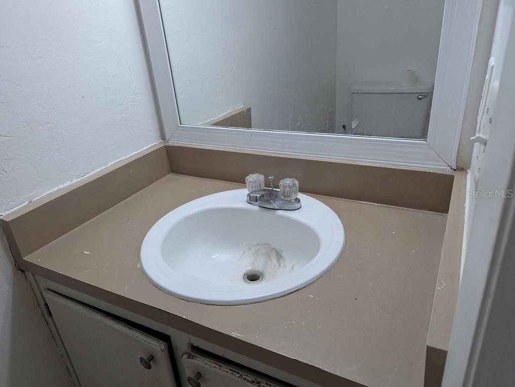 CEDAR RIDGE - Residential Income