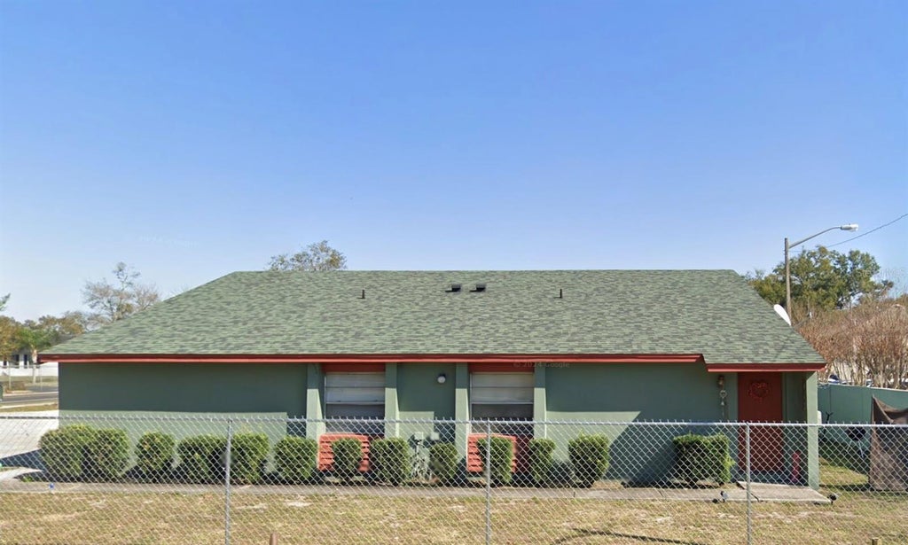 Photo of 1962 Crystal Grove Drive, Lakeland, FL 33801 (MLS # O6434625)