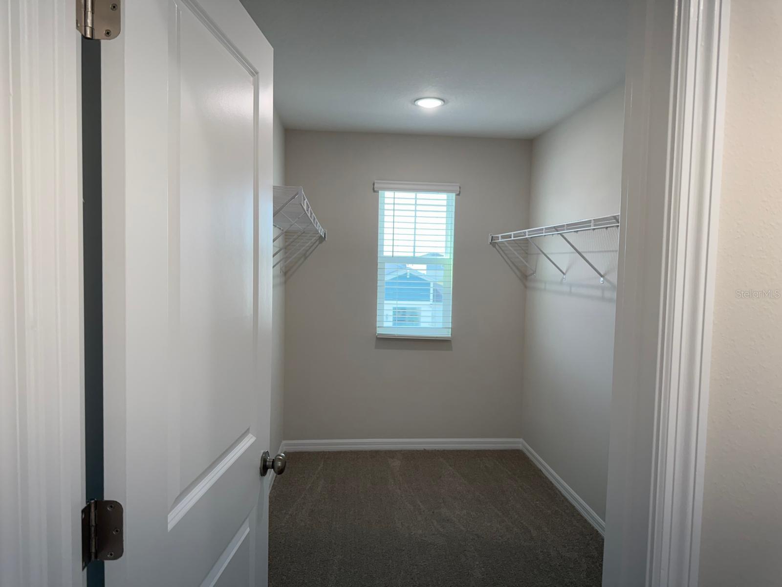 TWO RIVERS - Residential Lease