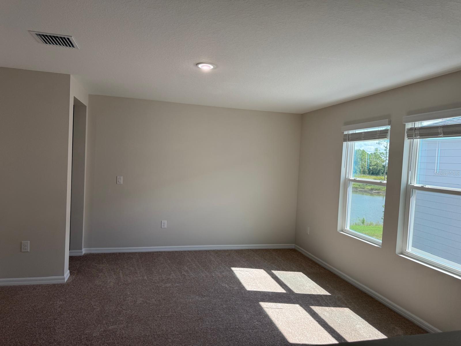 TWO RIVERS - Residential Lease