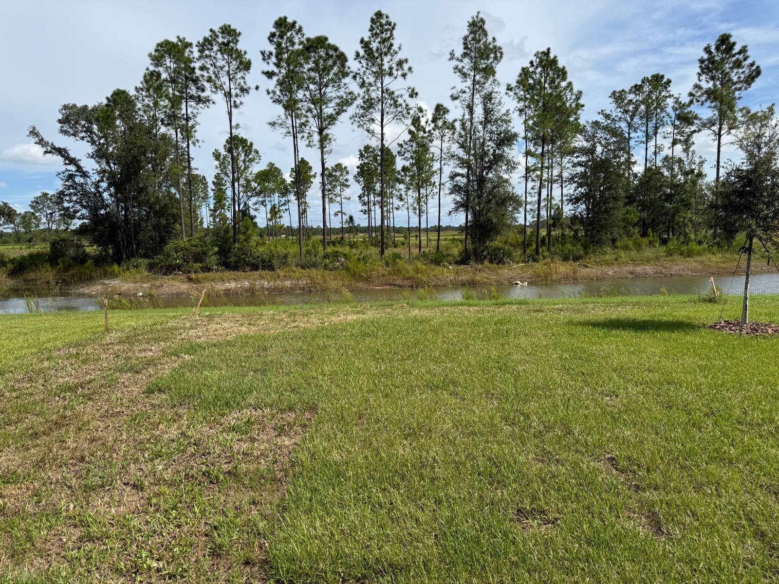 TWO RIVERS - Residential Lease