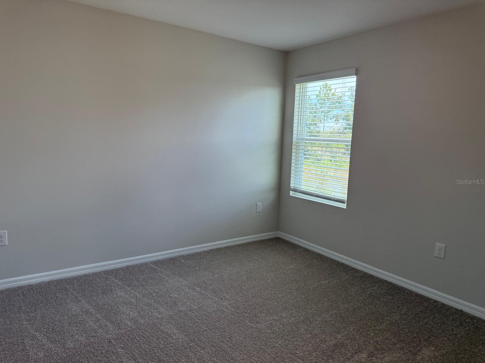 TWO RIVERS - Residential Lease