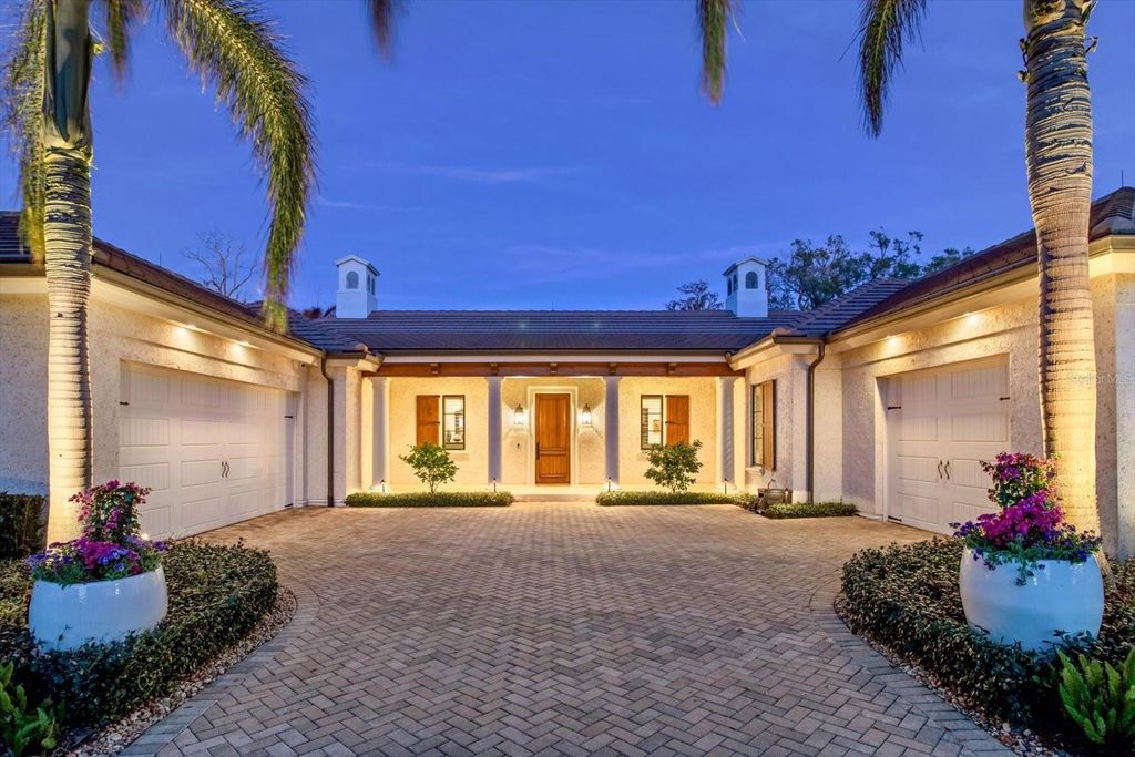 Photo of 6113 Payne Stewart Drive, Windermere, FL 34786 (MLS # O6386548)