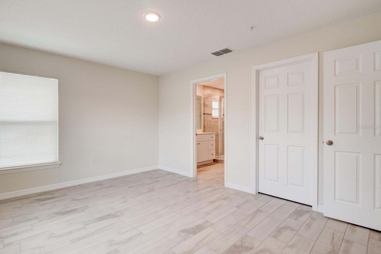 WILDMERE VILLAGE - Residential Lease