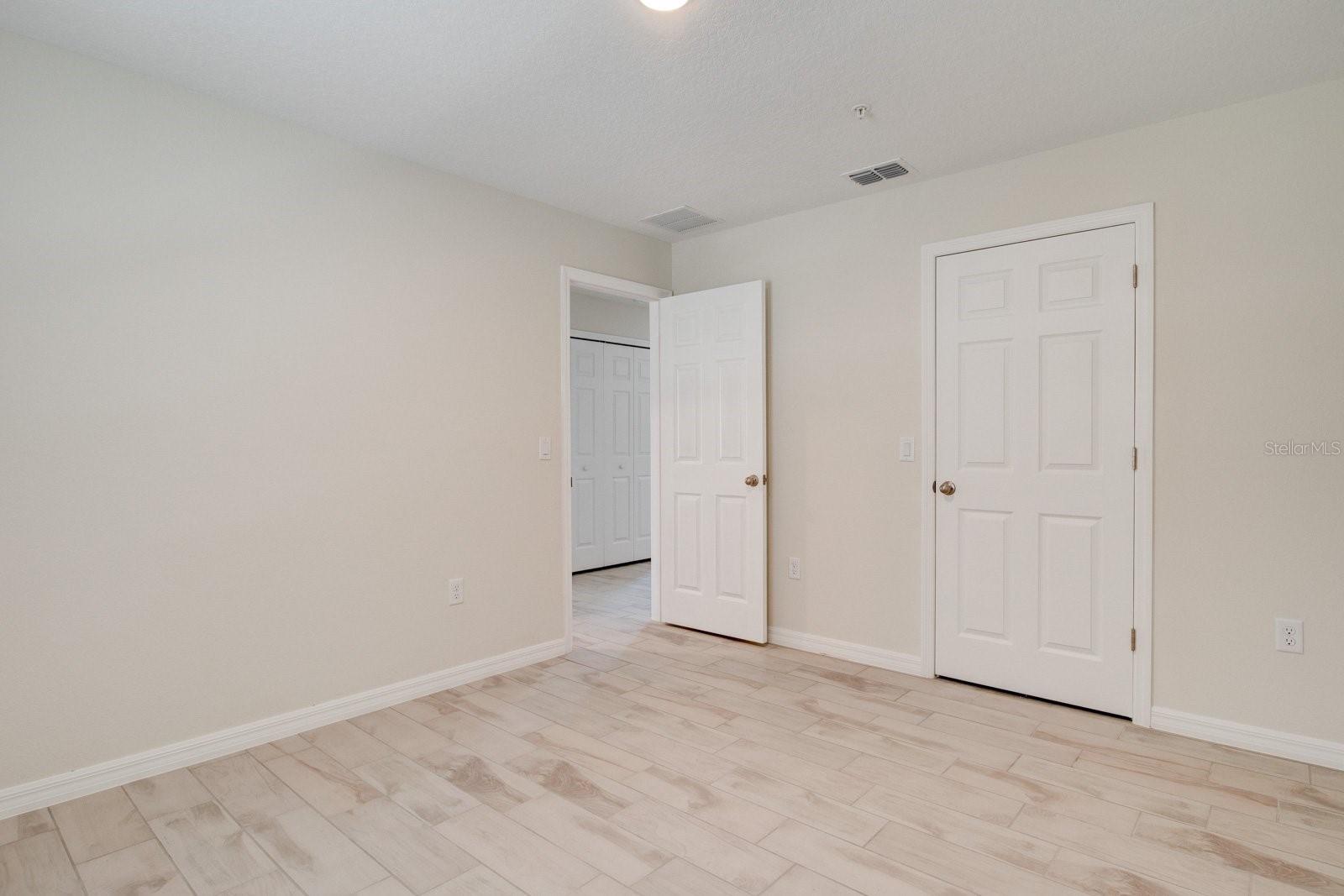 WILDMERE VILLAGE - Residential Lease