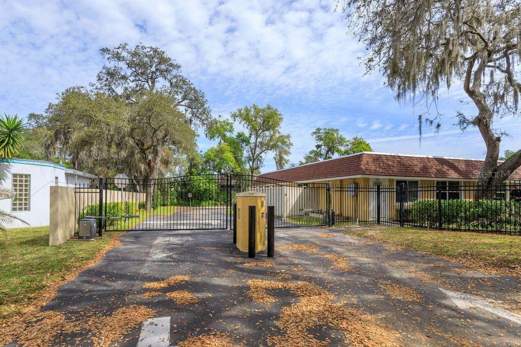 WILDMERE VILLAGE - Residential Lease