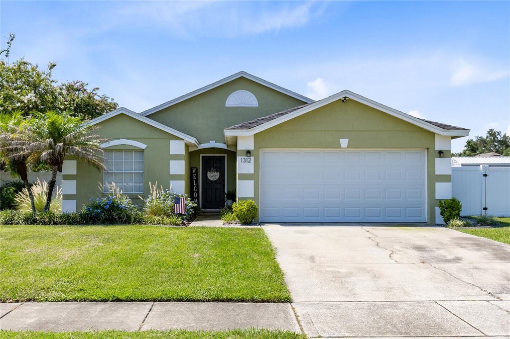 Photo of 1312 Corsino St, Winter Garden, FL 34787 (MLS # O6433388)
