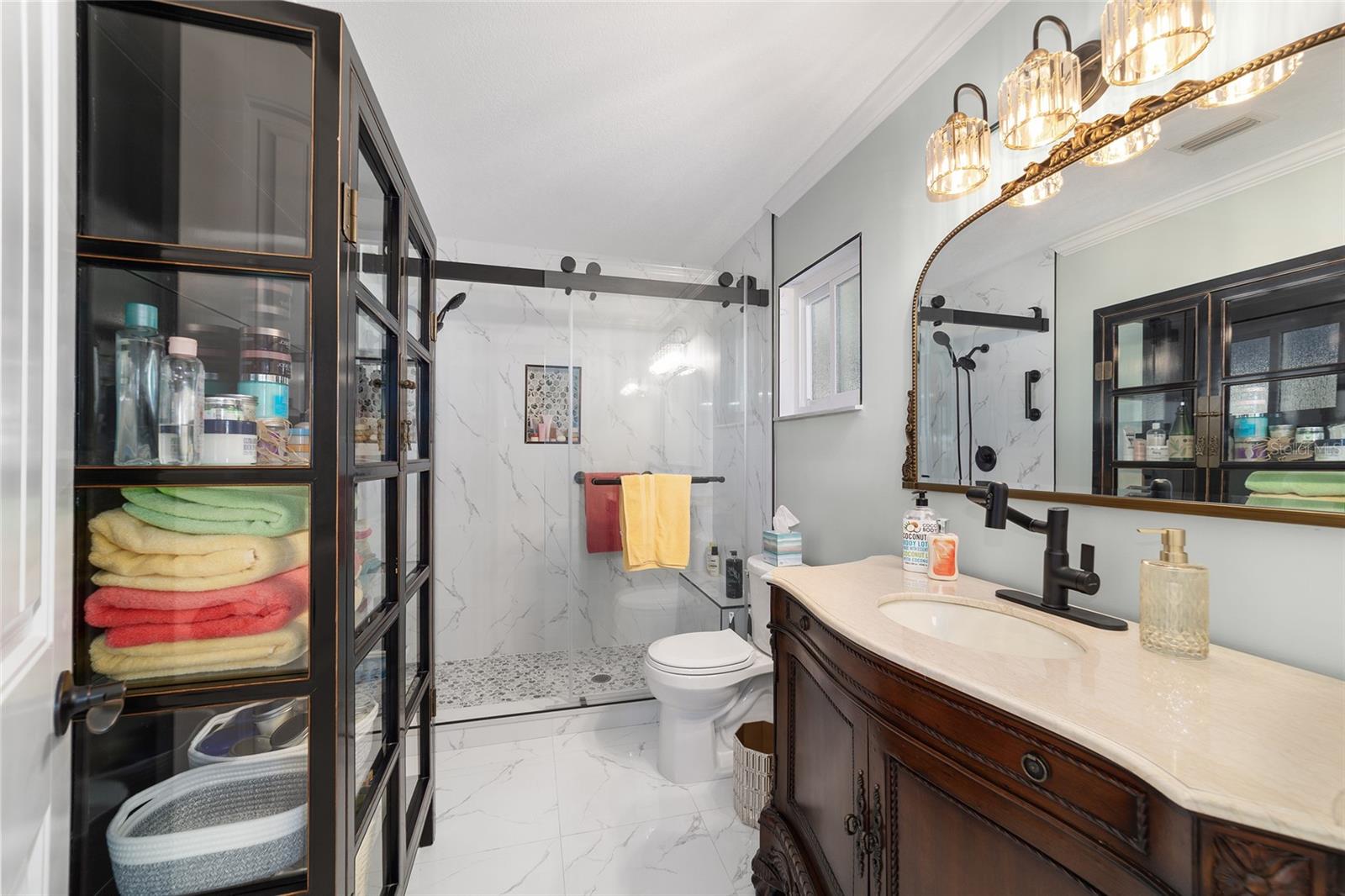 ON TOP OF THE WORLD - Residential