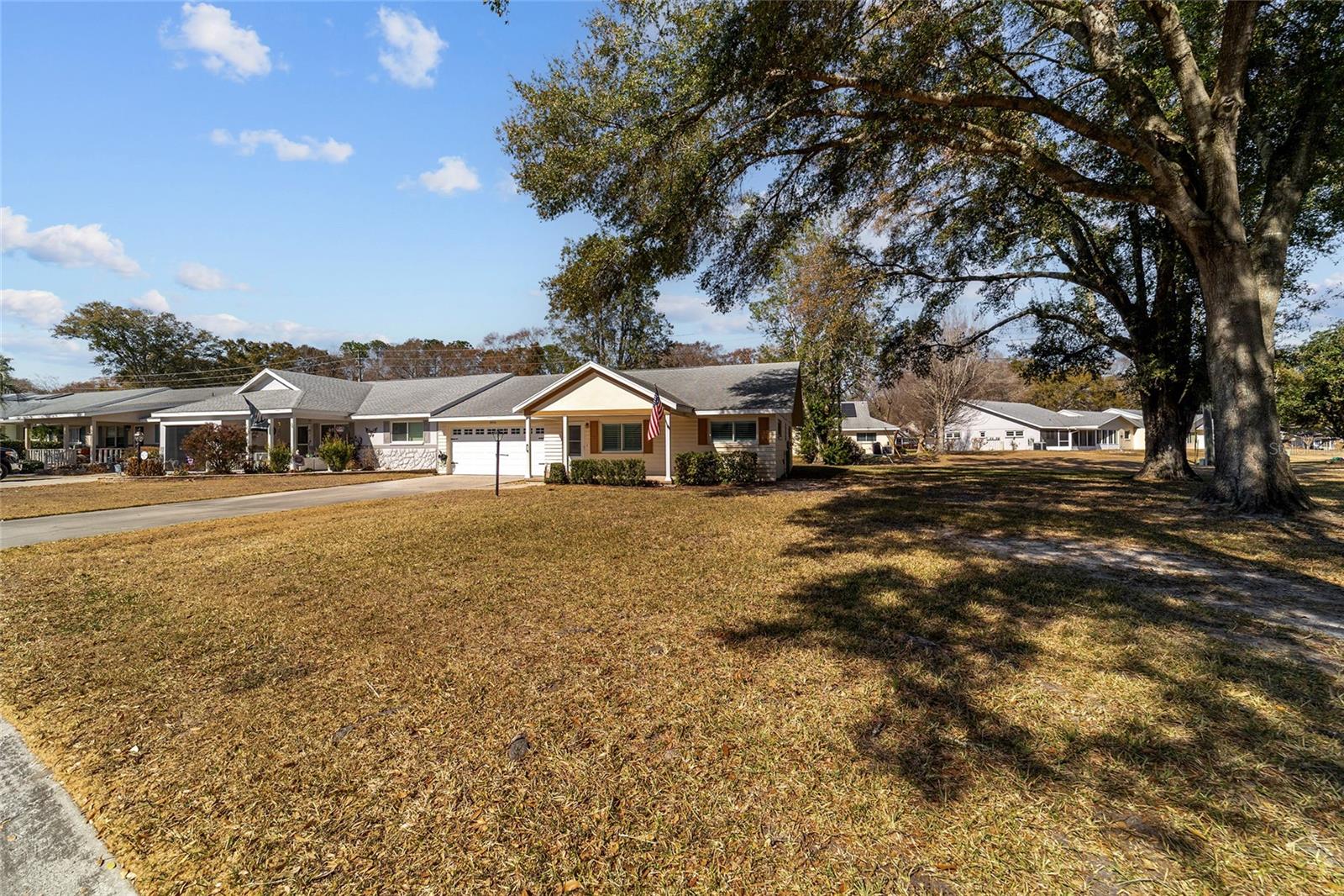 ON TOP OF THE WORLD - Residential