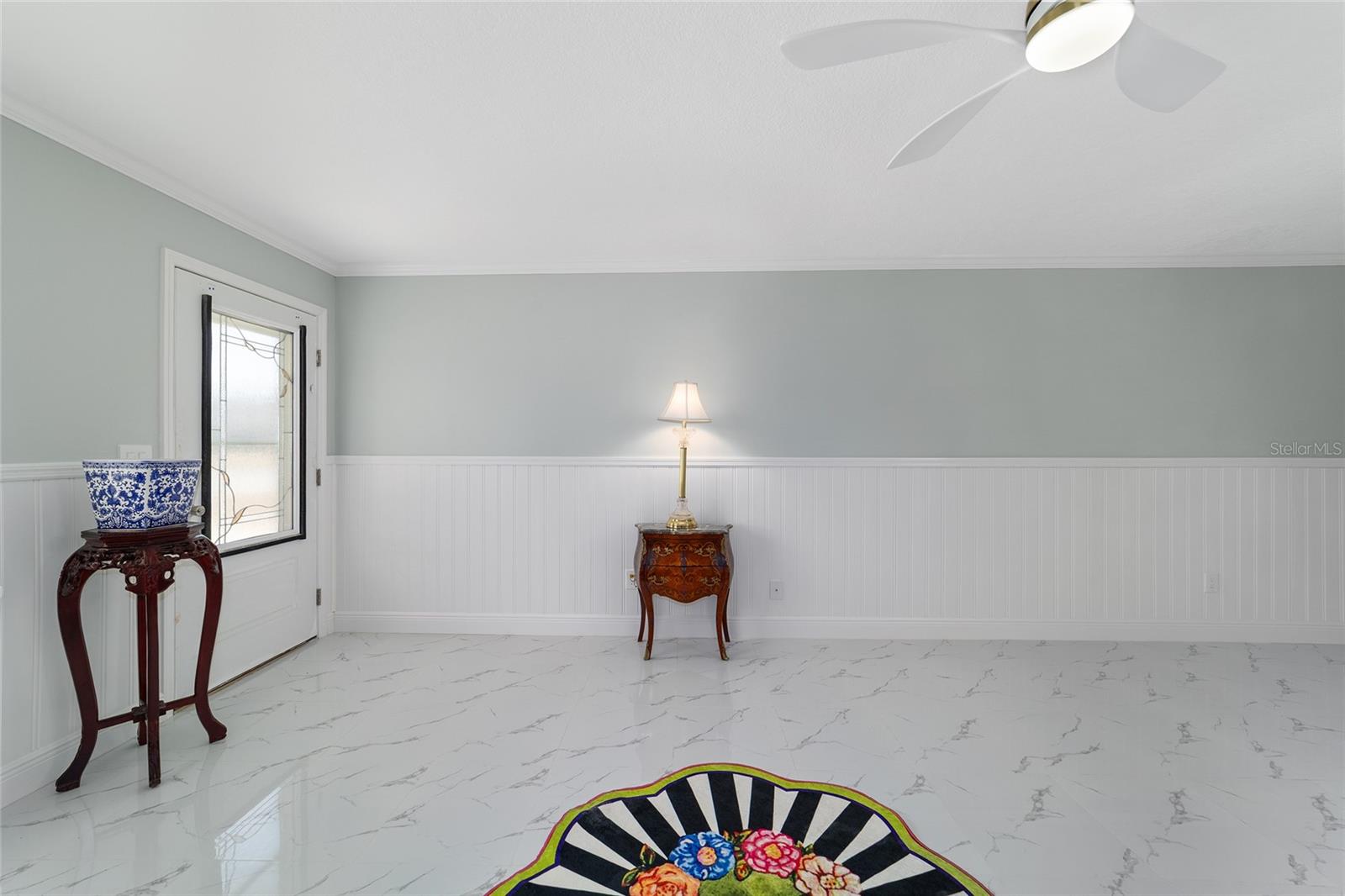 ON TOP OF THE WORLD - Residential