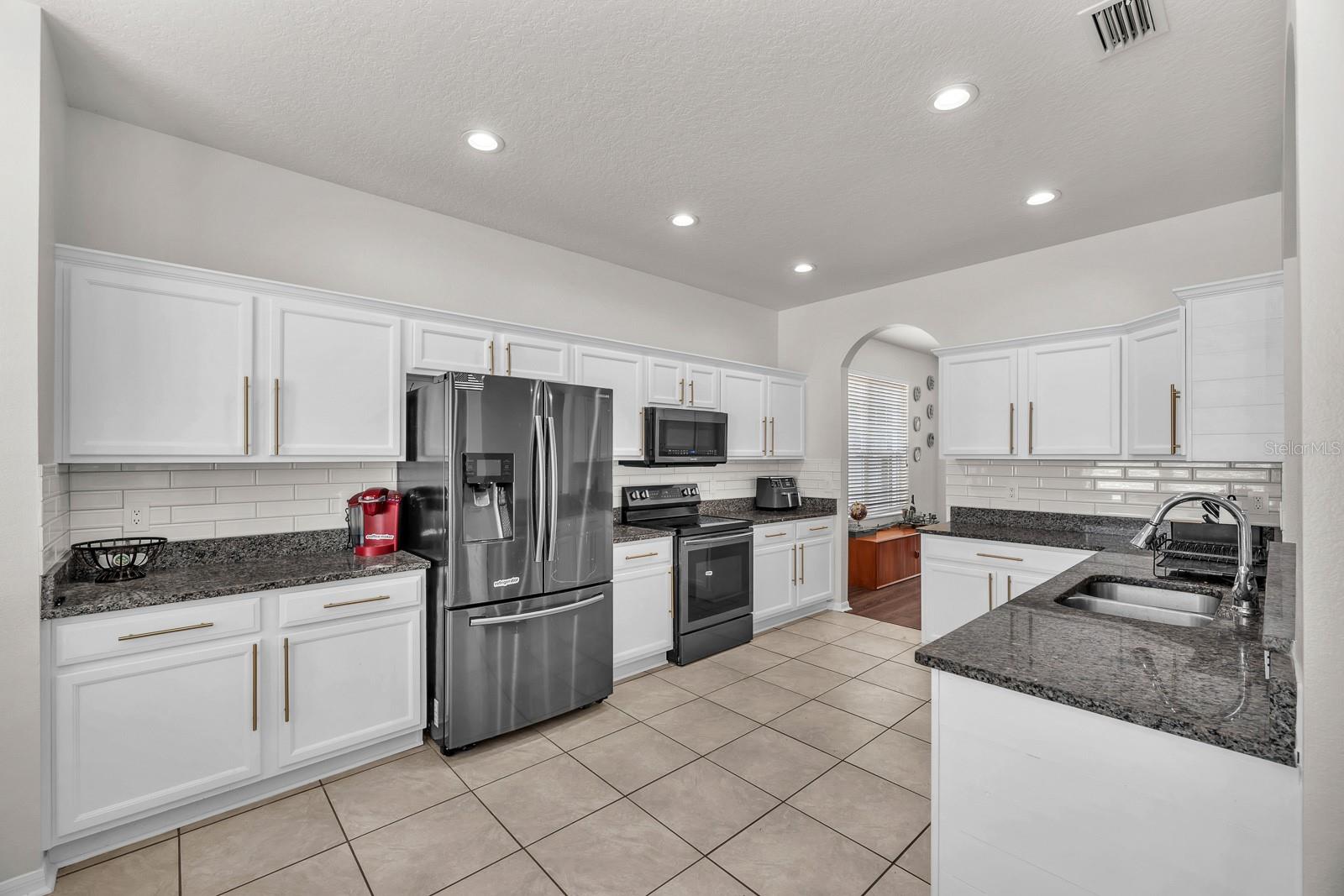 ASBEL ESTATES - Residential