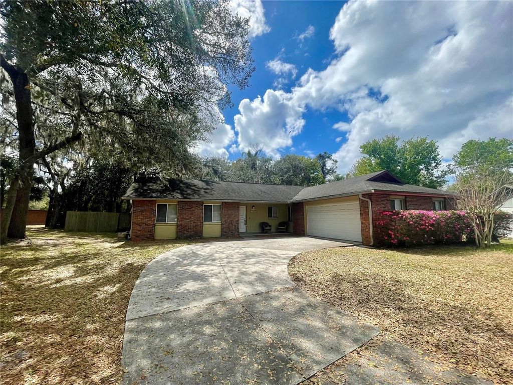 Photo of 837 Benchwood Court, Winter Springs, FL 32708 (MLS # O6382634)