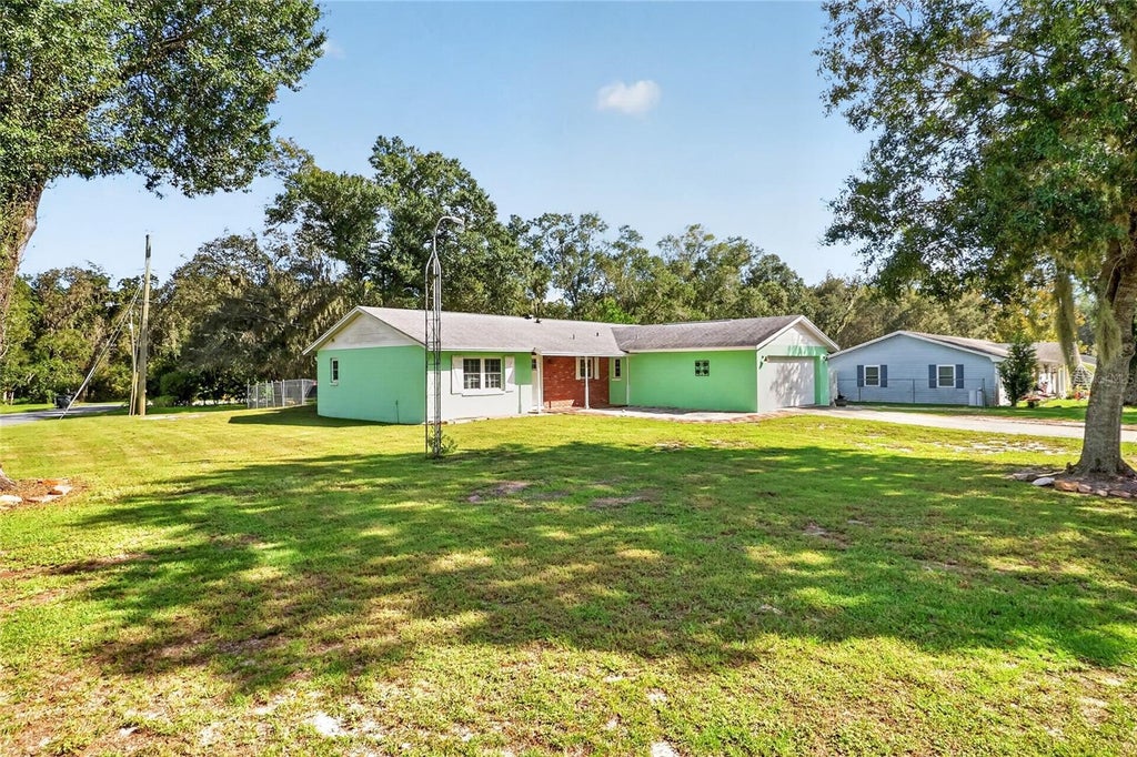 Photo of 2140 Creek Side Drive, Lakeland, FL 33811 (MLS # L4965644)