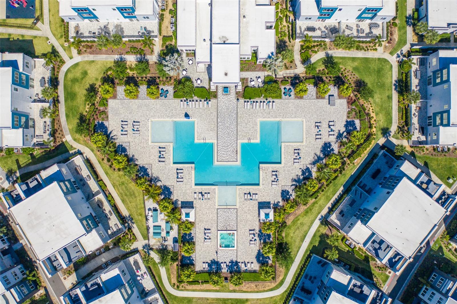 REUNION WEST VLGS NORTH - Residential