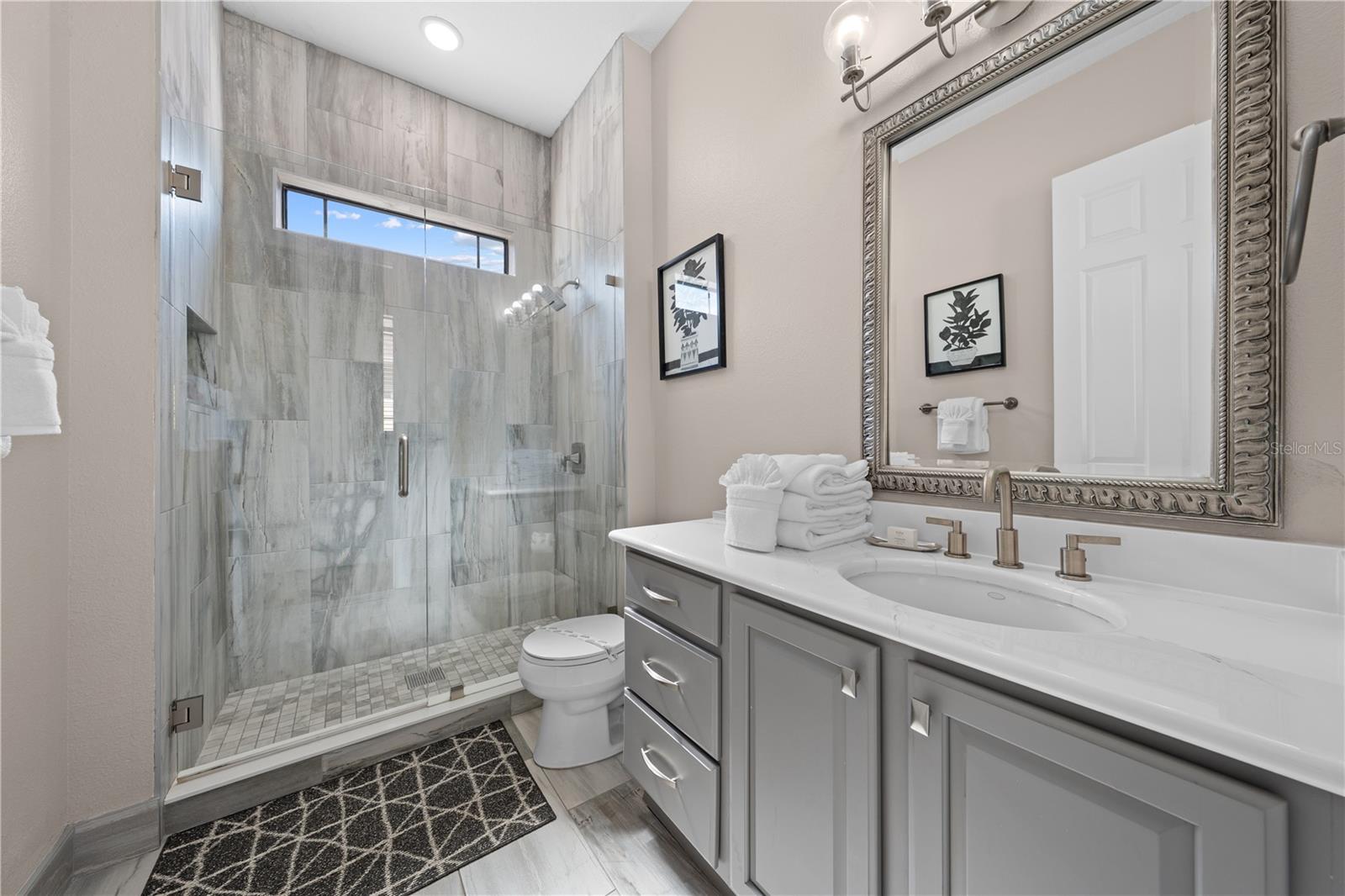 REUNION WEST VLGS NORTH - Residential