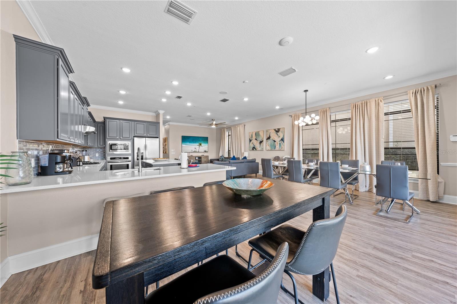 REUNION WEST VLGS NORTH - Residential