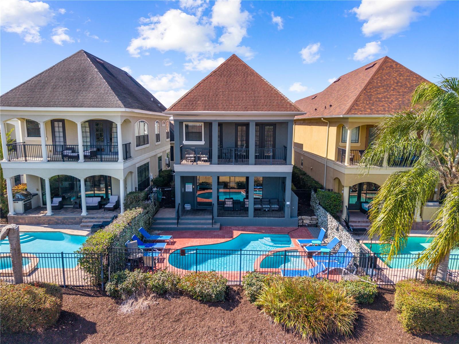 REUNION WEST VLGS NORTH - Residential