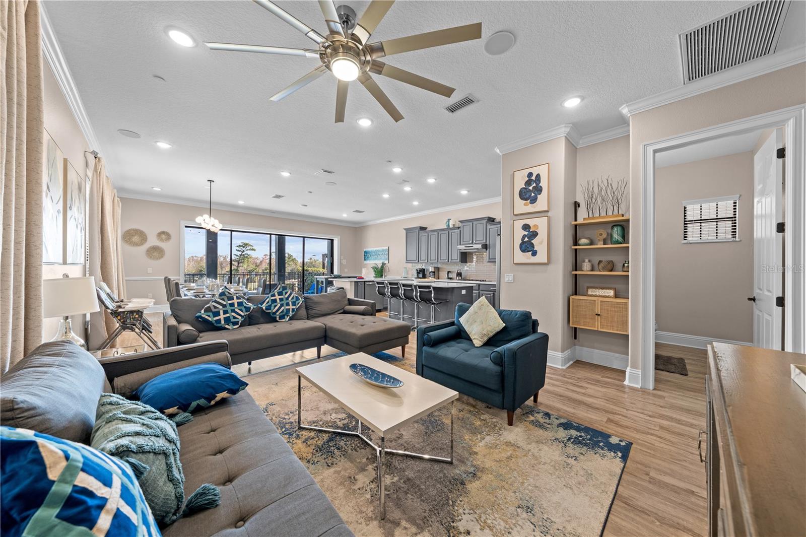 REUNION WEST VLGS NORTH - Residential