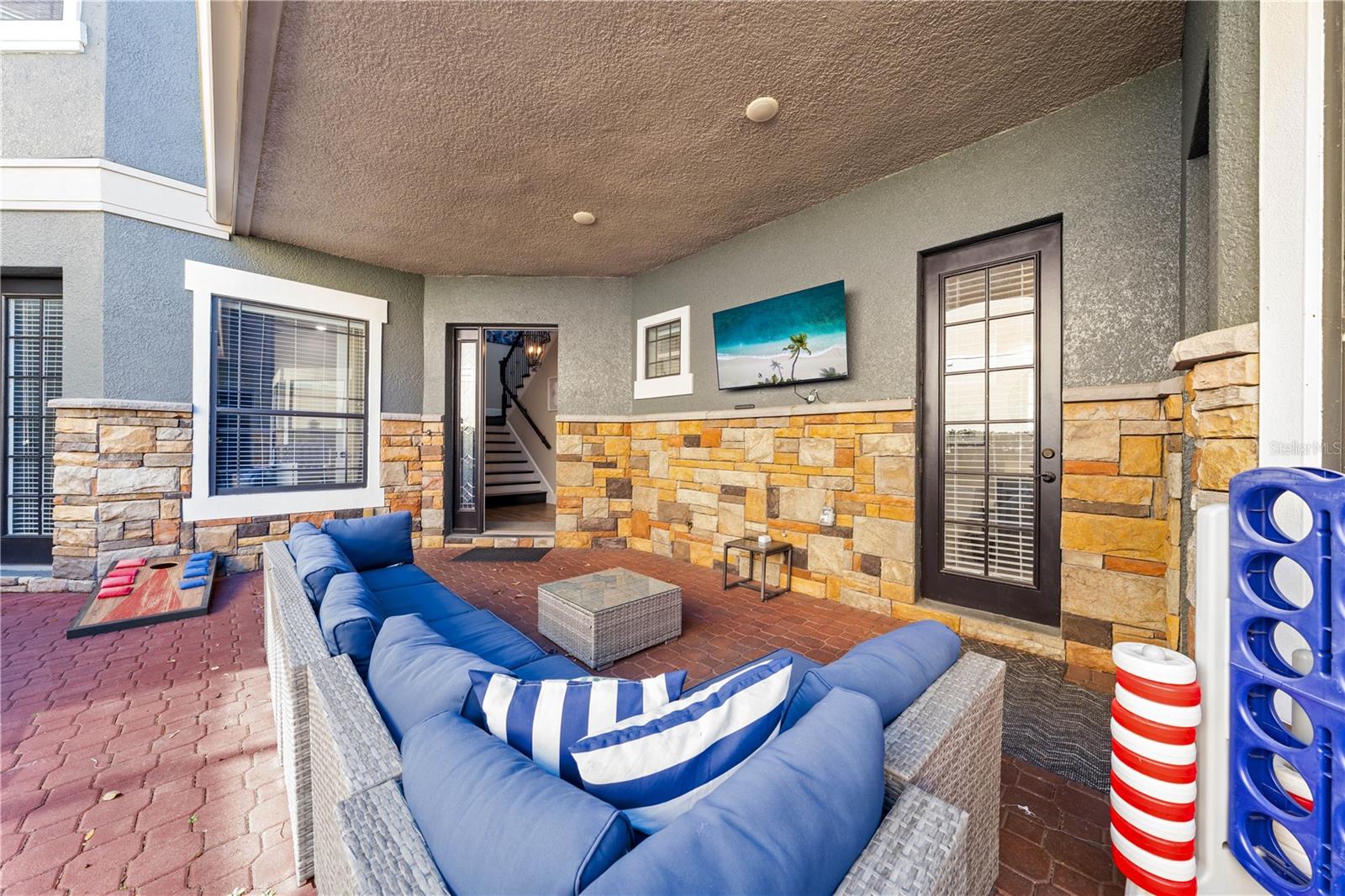 REUNION WEST VLGS NORTH - Residential