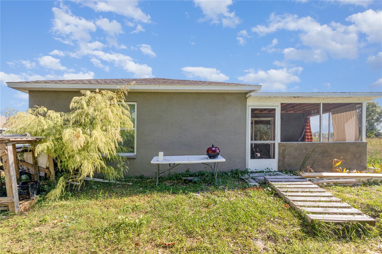 LESLIE J A - Residential