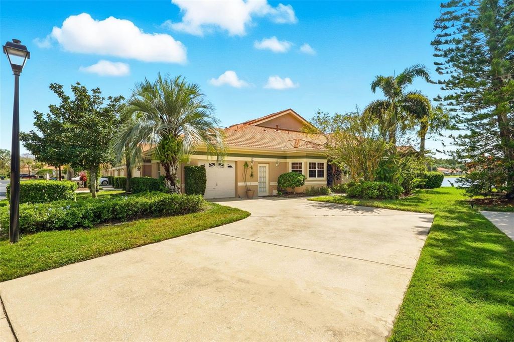 Photo of 4870 Watervista Drive, Orlando, FL 32821 (MLS # O6351089)