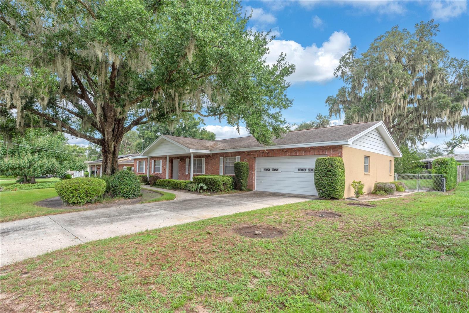 110 ASHBROOK DRIVE