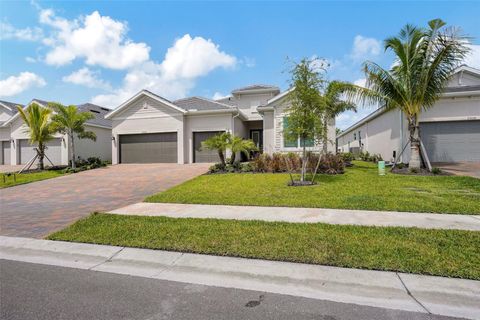 A home in PUNTA GORDA