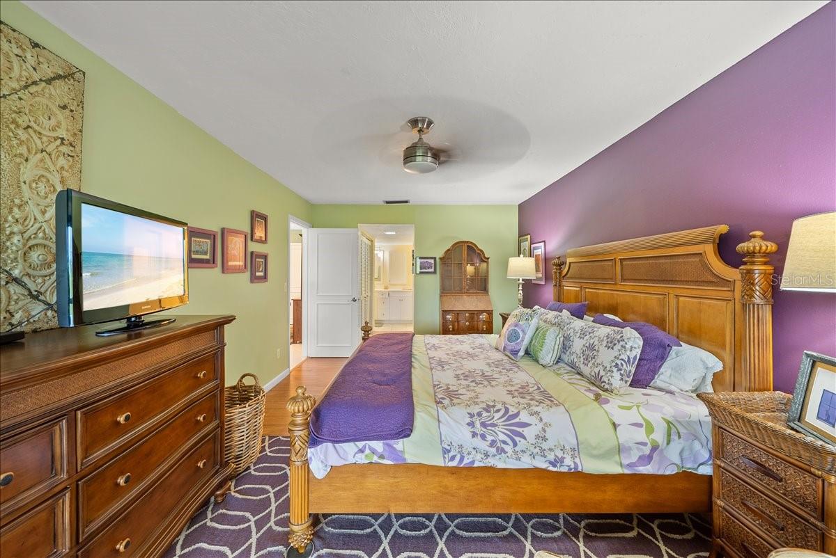 BIRD BAY II - Residential