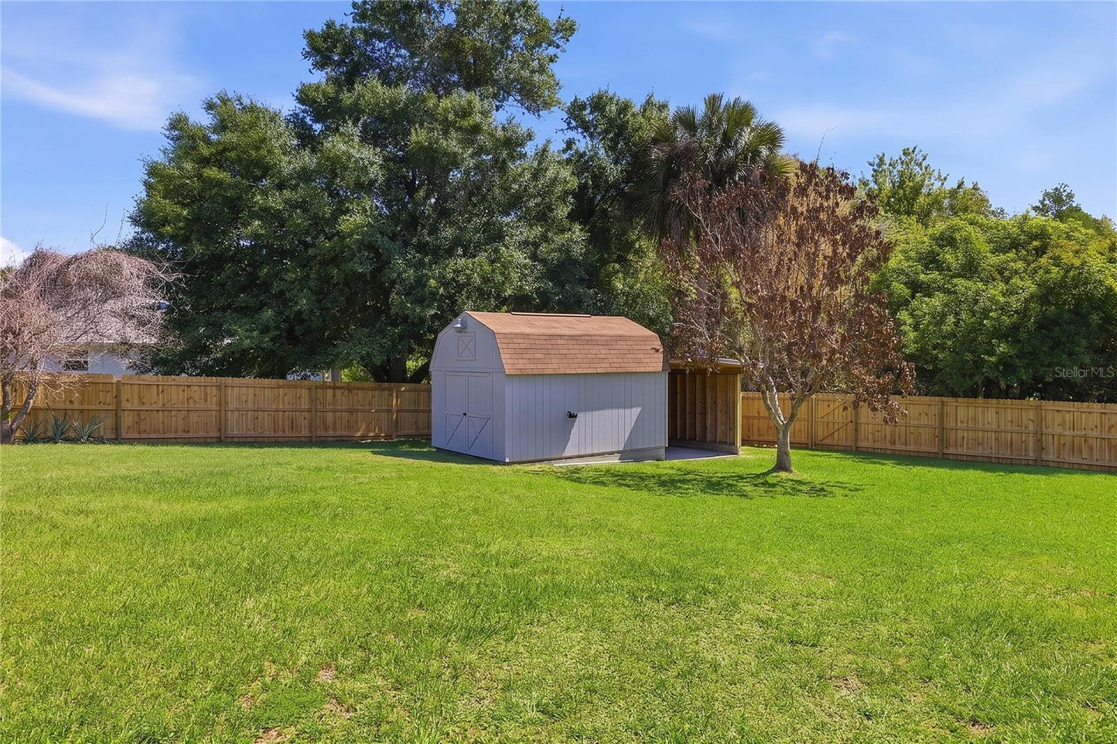 PLEASANT HILL LAKES - Residential