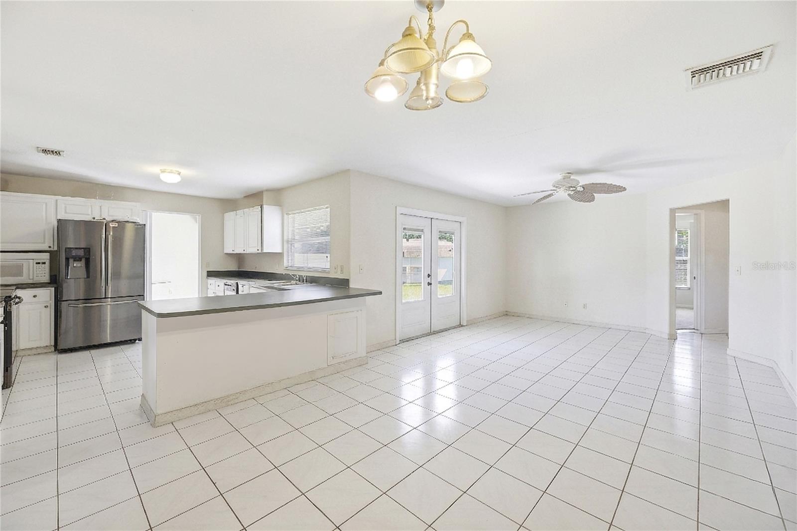 PLEASANT HILL LAKES - Residential