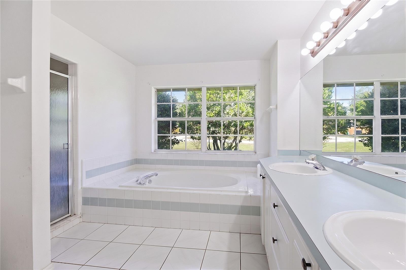 PLEASANT HILL LAKES - Residential