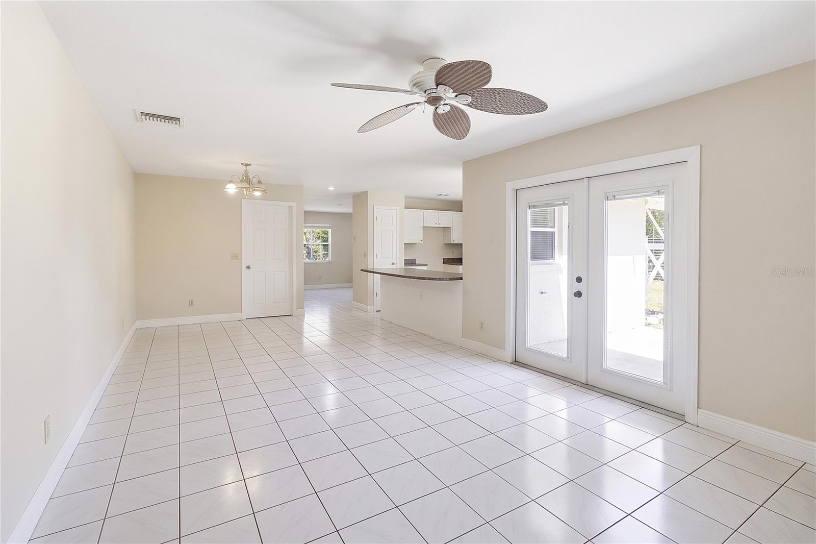 PLEASANT HILL LAKES - Residential