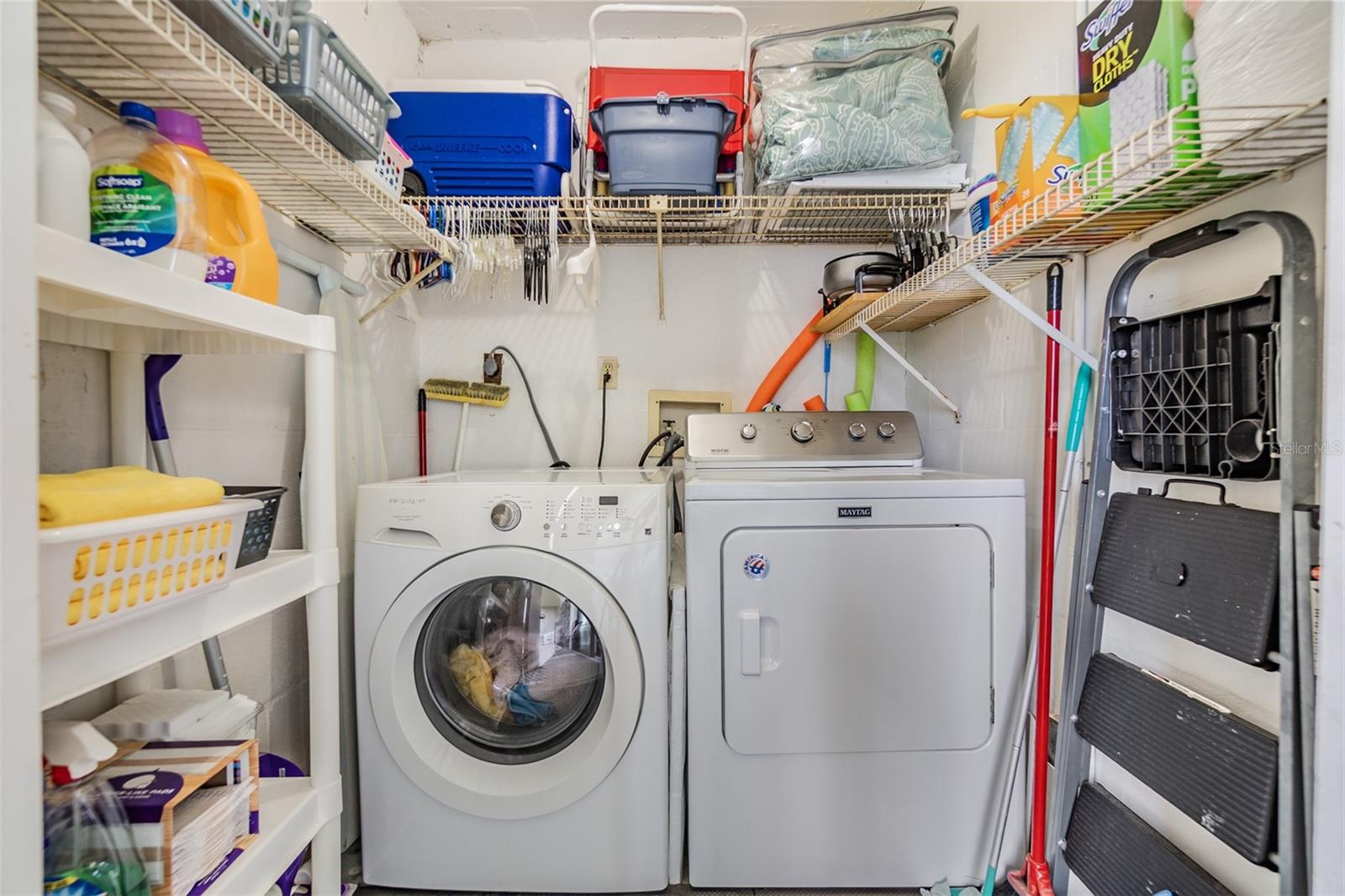 COVE CAY VILLAGE IV - Residential