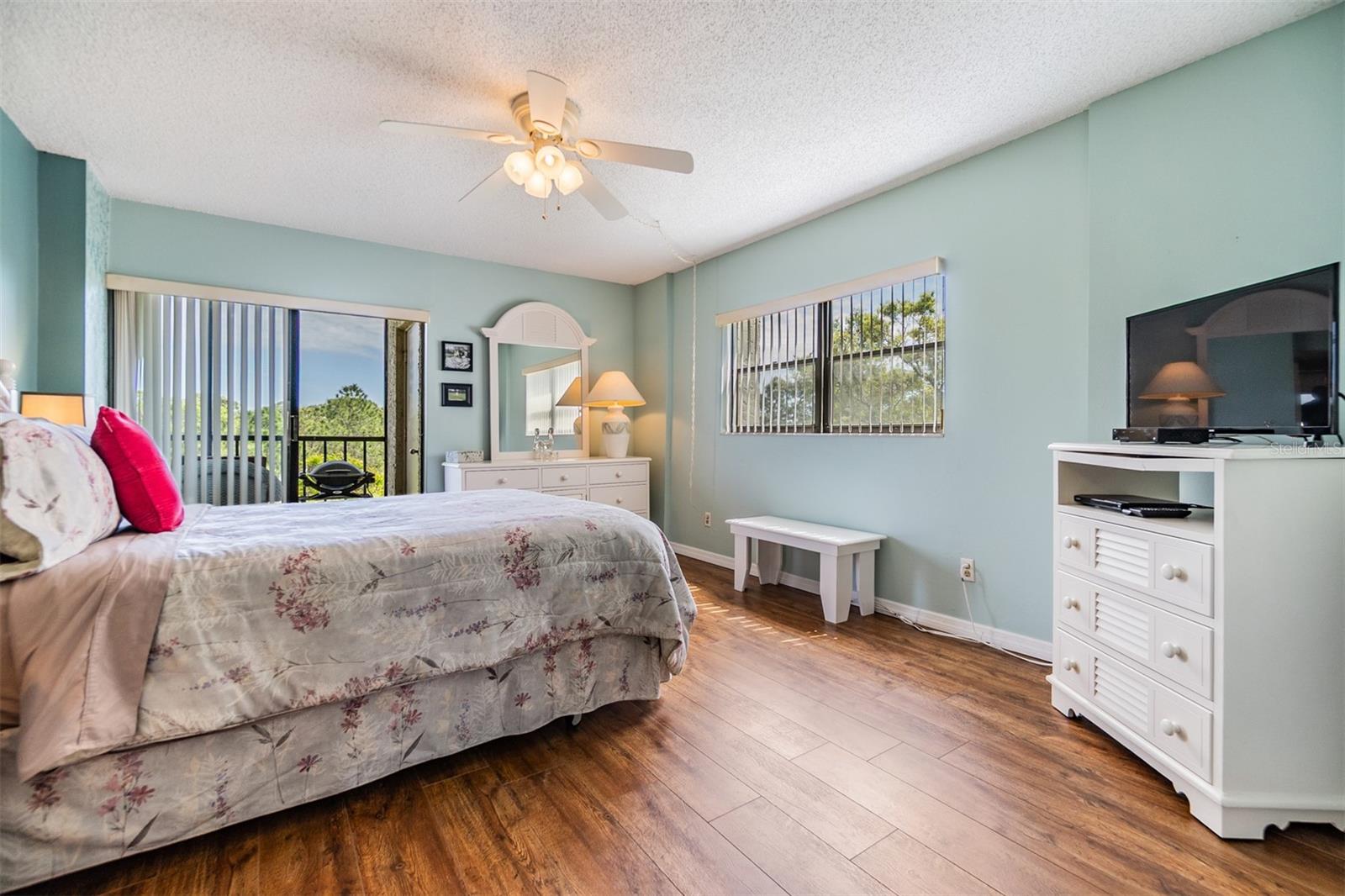 COVE CAY VILLAGE IV - Residential