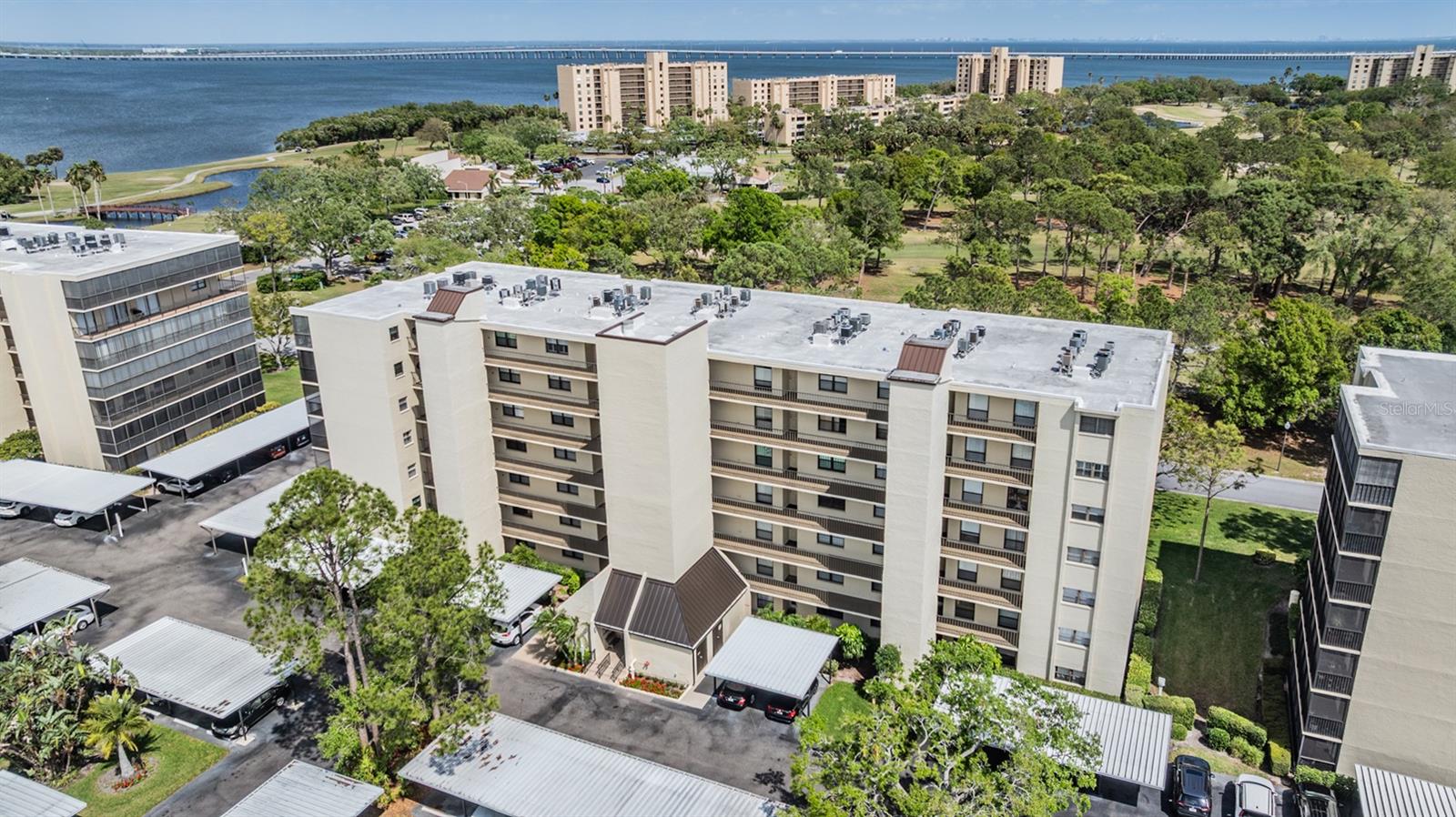 COVE CAY VILLAGE IV - Residential