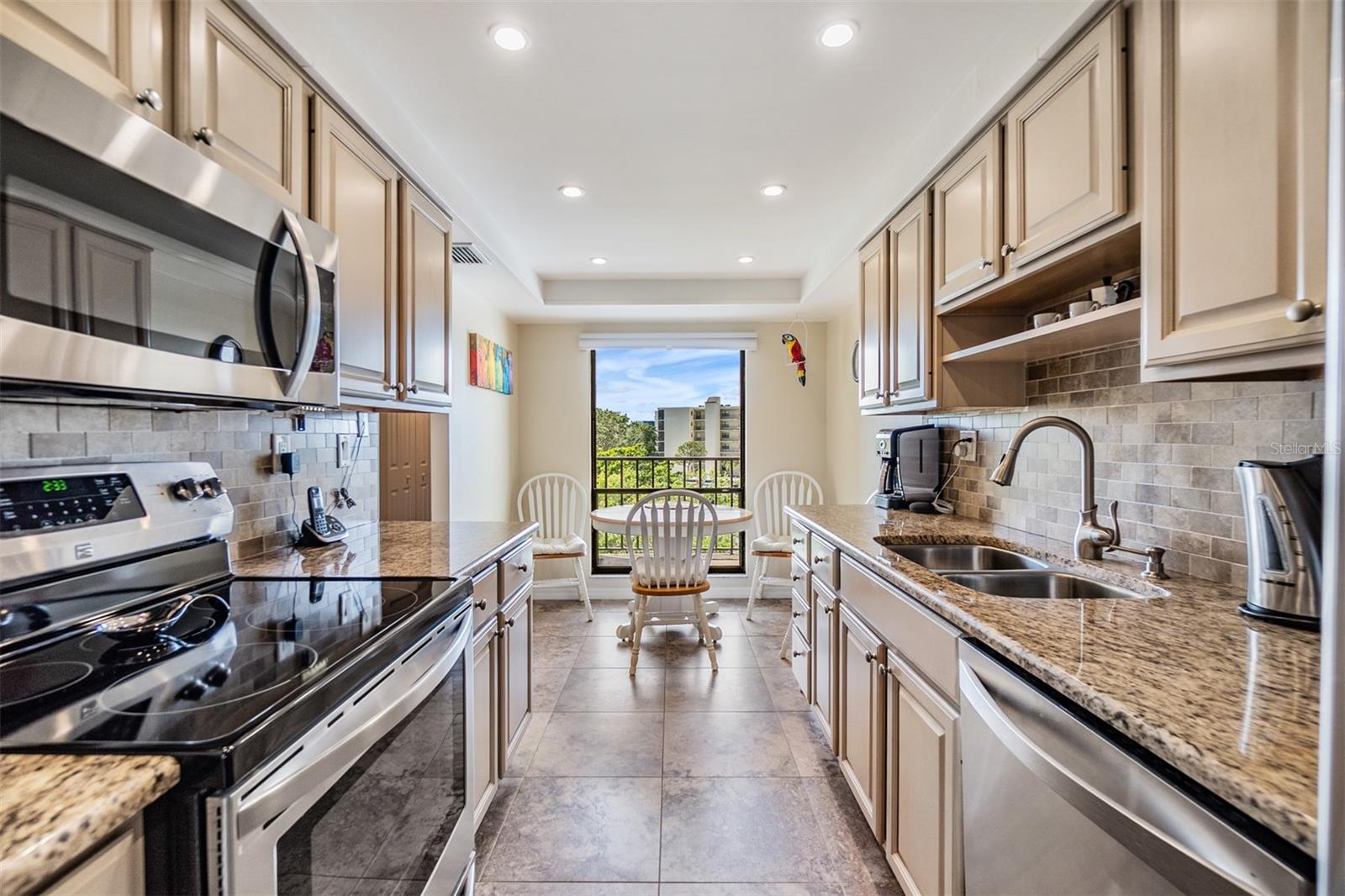 COVE CAY VILLAGE IV - Residential