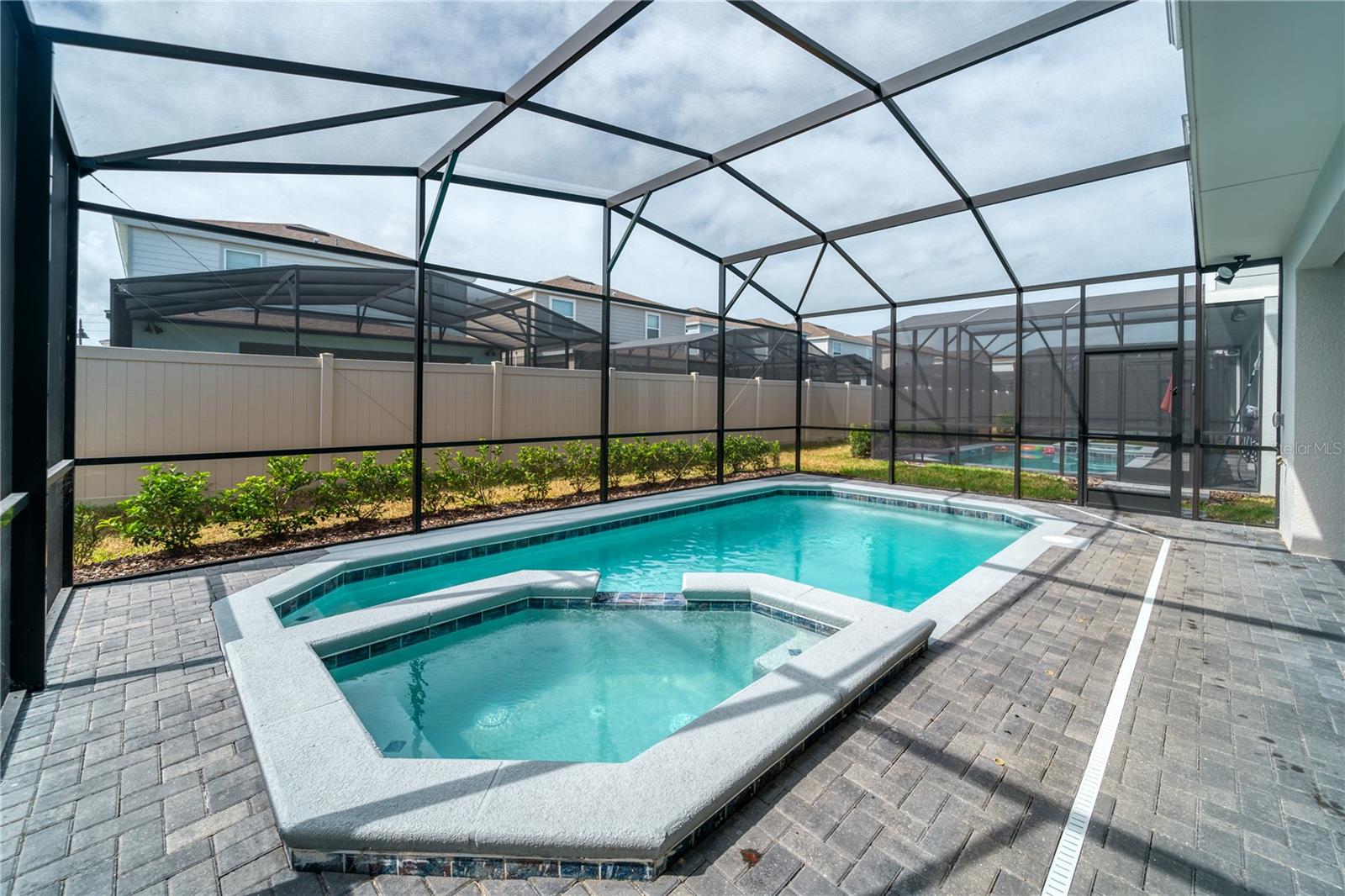 3436 LILAC WAY