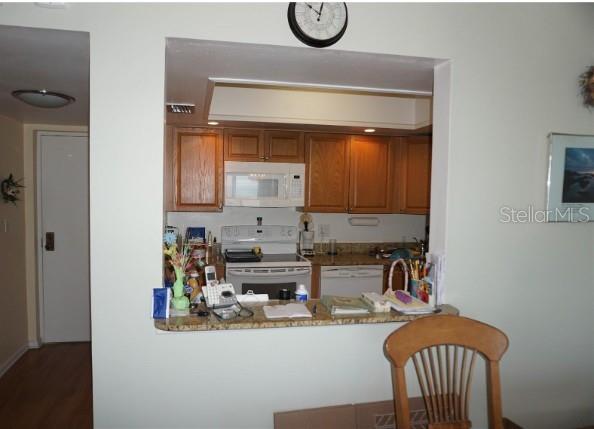 BAYWAY ISLES POINT BRITTANY SIX - Residential