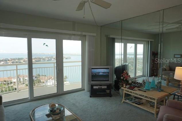 BAYWAY ISLES POINT BRITTANY SIX - Residential