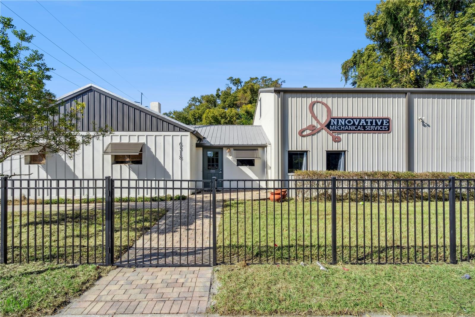 BROWNIE VILLA - Commercial Sale