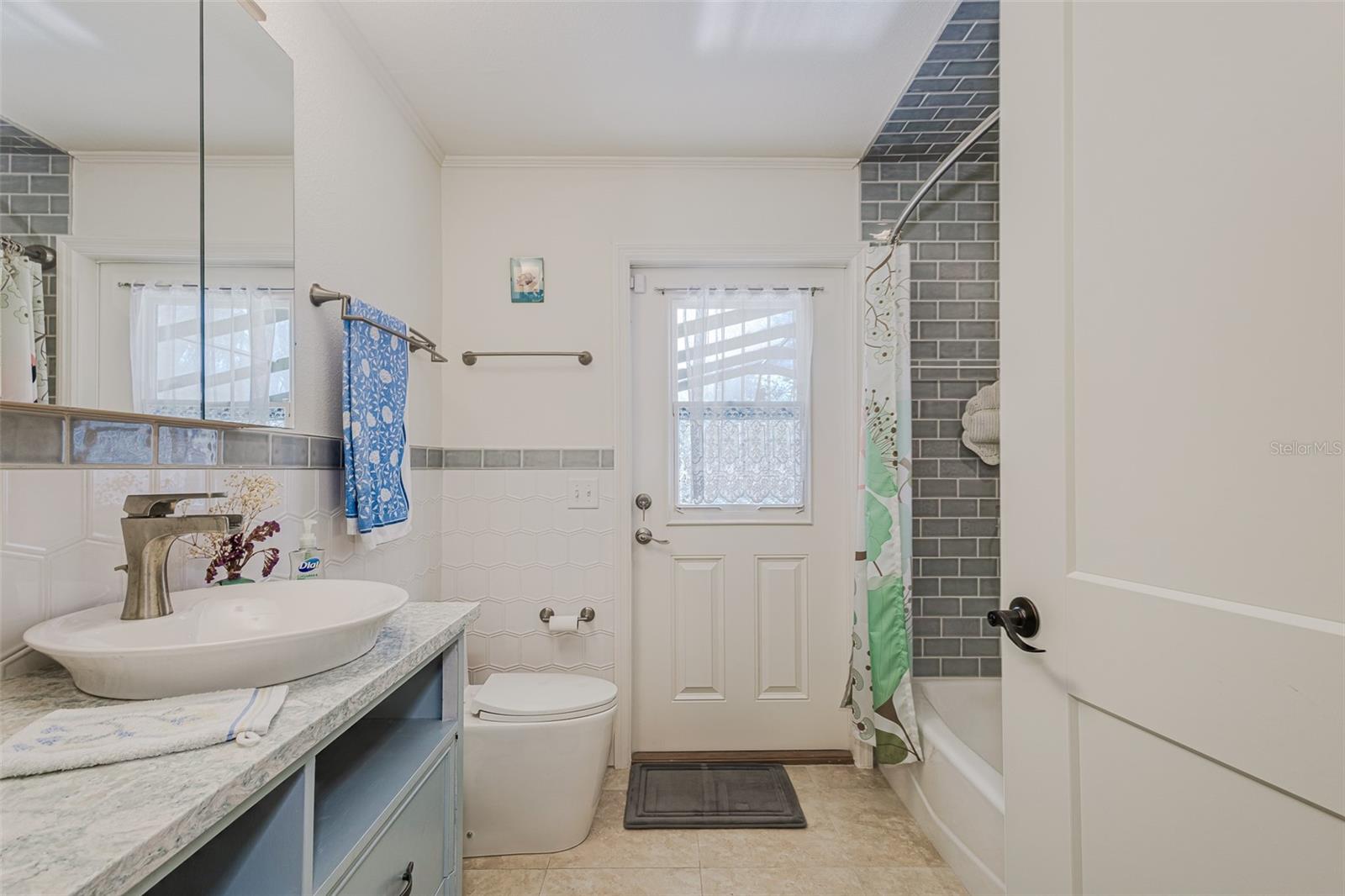 ENGLELAKE SUB - Residential