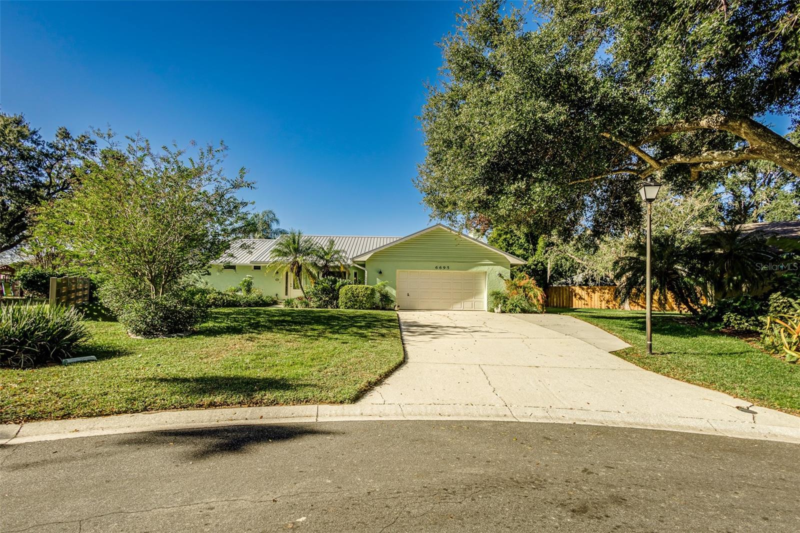 ENGLELAKE SUB - Residential