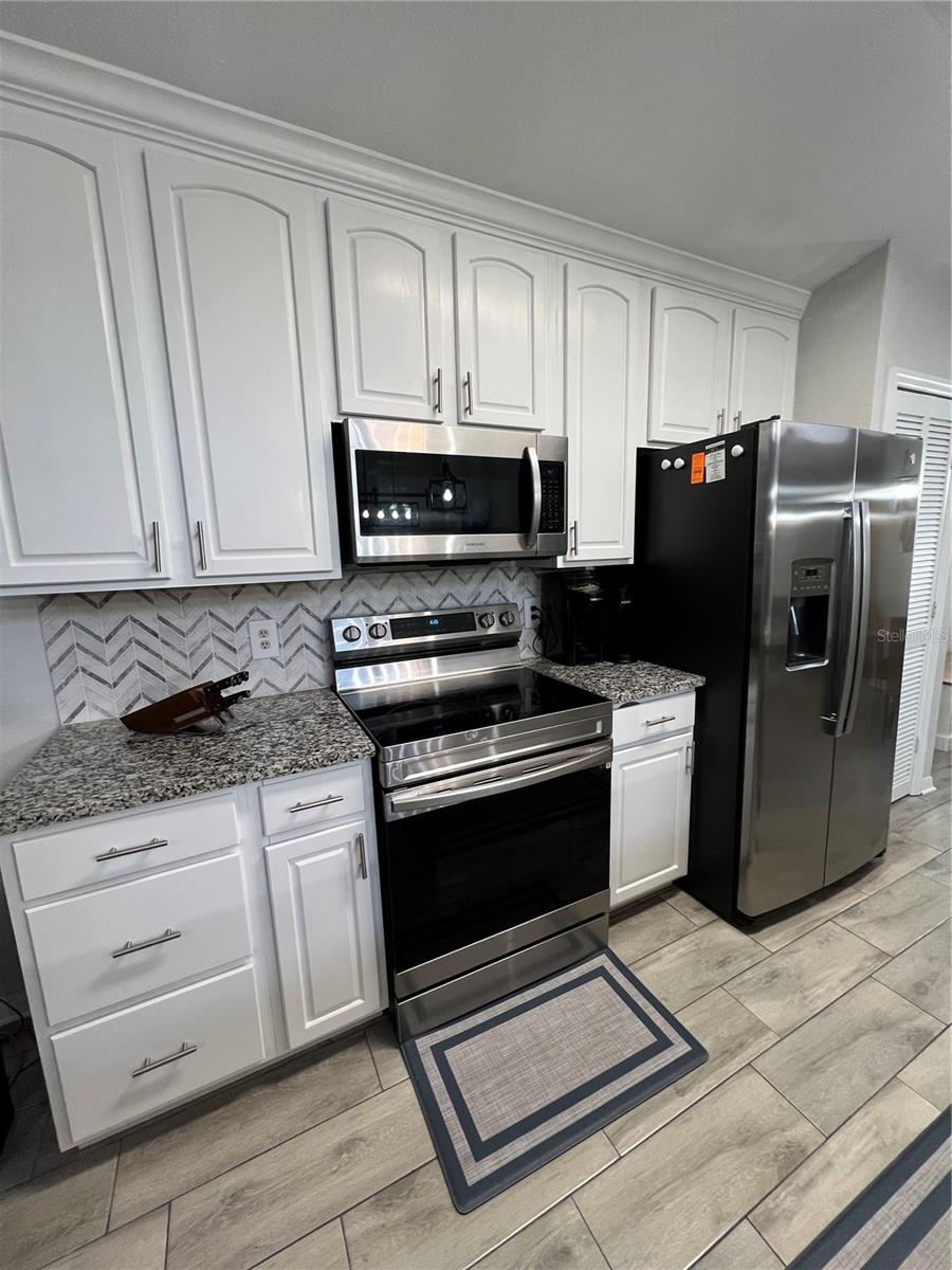 1159 E WINGED FOOT CIRCLE