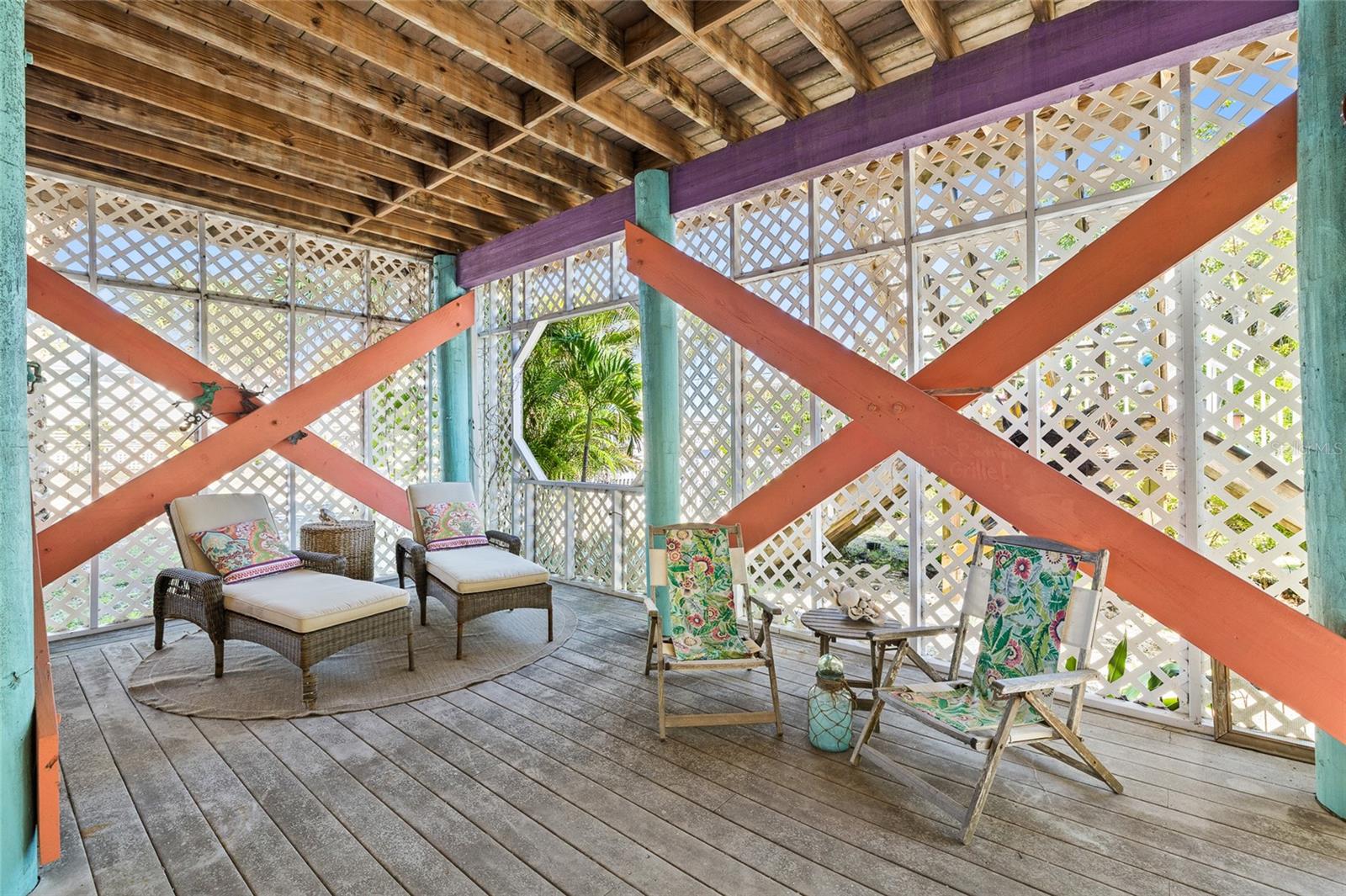 FT W OF NE COR - Residential