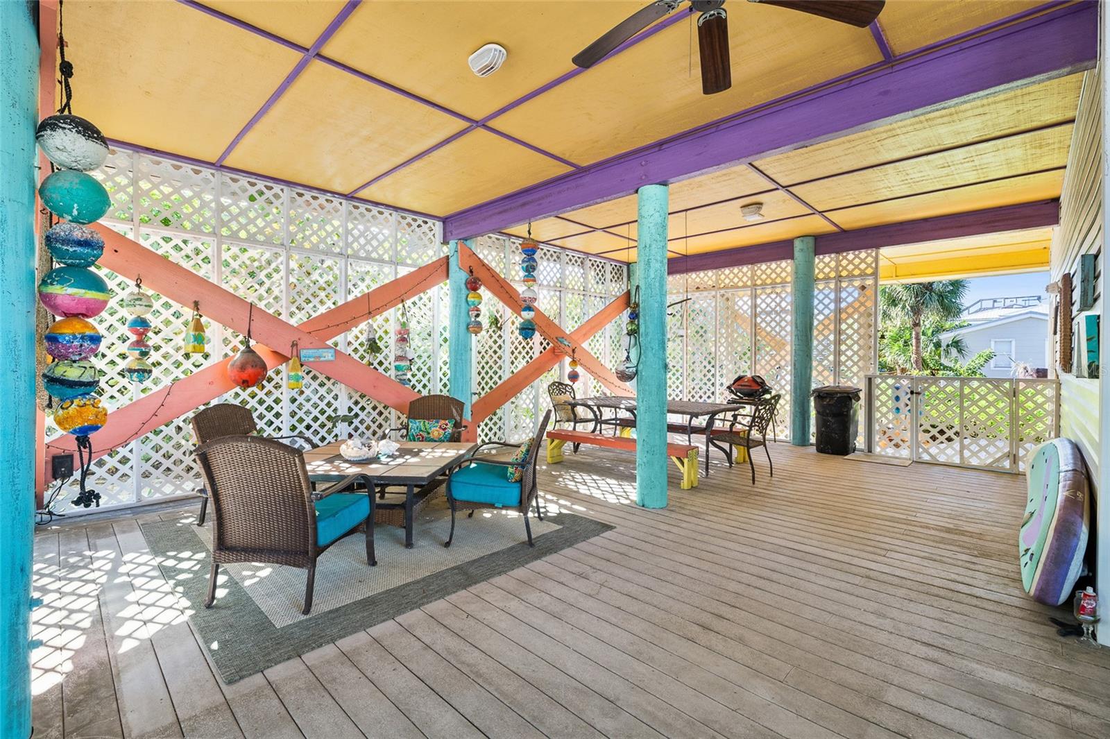 FT W OF NE COR - Residential