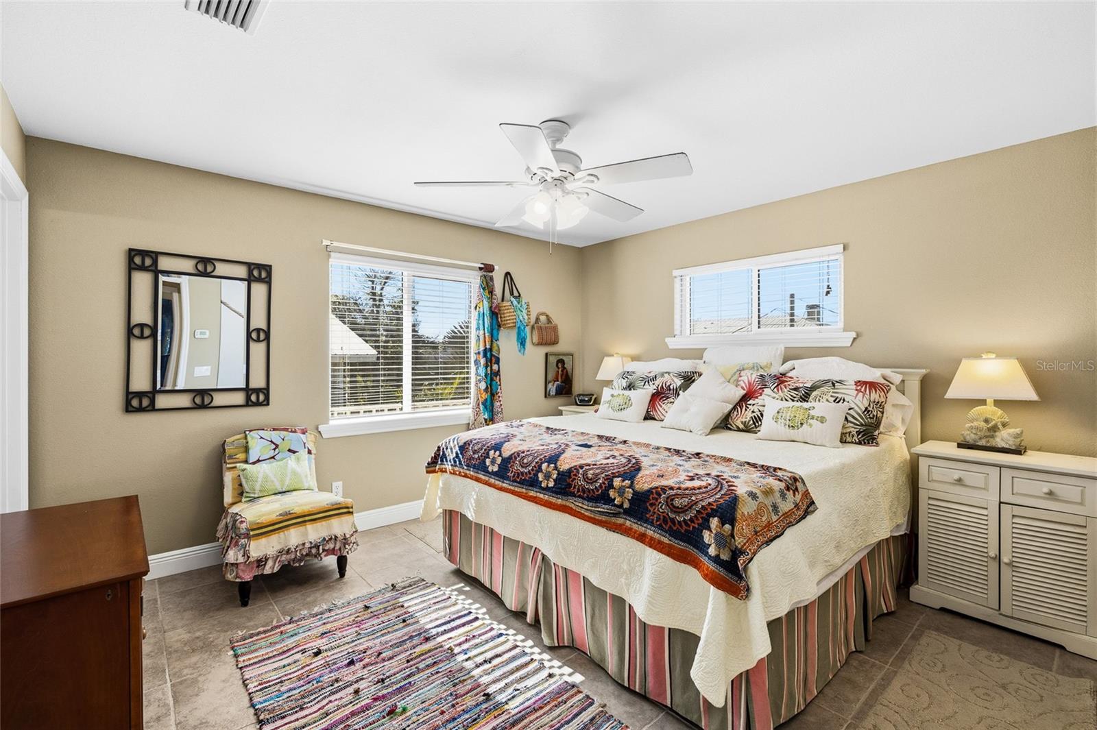 FT W OF NE COR - Residential