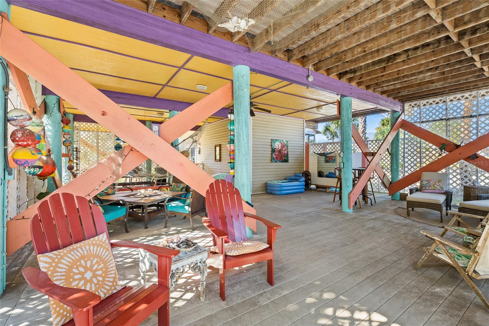 FT W OF NE COR - Residential