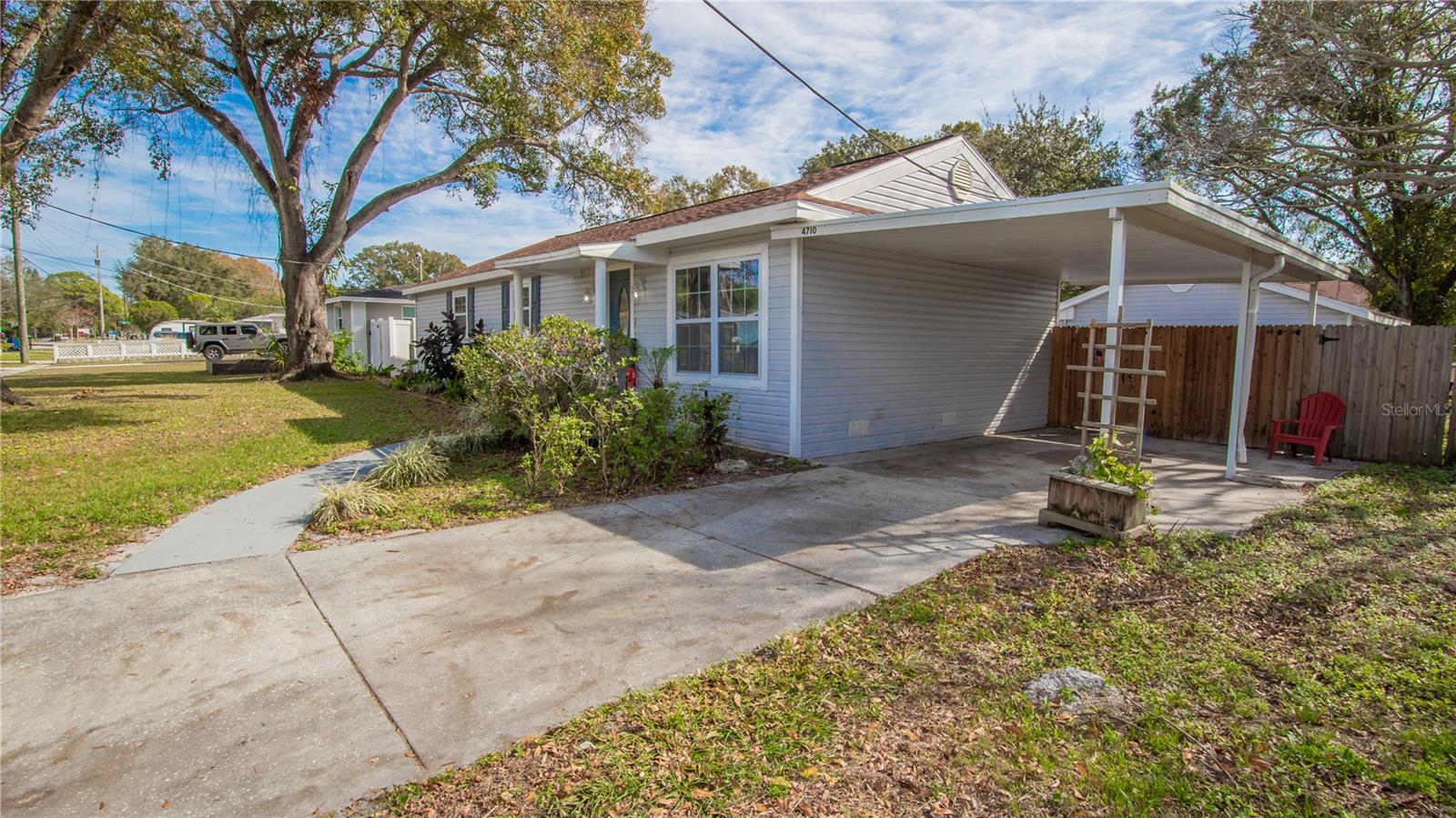 4710 W PRICE AVENUE